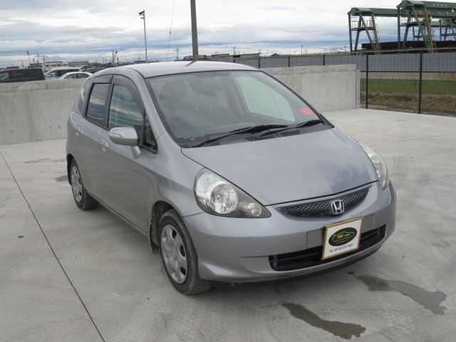 honda fit 2005 1.70105E+11 image 2