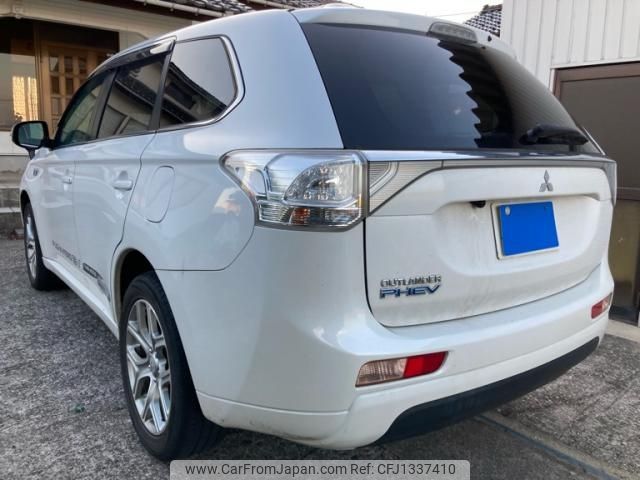 mitsubishi outlander-phev 2014 -MITSUBISHI--Outlander PHEV DLA-GG2W--GG2W-0101582---MITSUBISHI--Outlander PHEV DLA-GG2W--GG2W-0101582- image 2