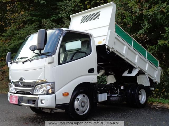 hino dutro 2022 GOO_NET_EXCHANGE_0706820A30241119W001 image 1