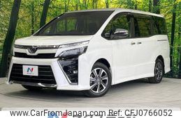 toyota voxy 2018 -TOYOTA--Voxy DBA-ZRR80W--ZRR80-0461365---TOYOTA--Voxy DBA-ZRR80W--ZRR80-0461365-