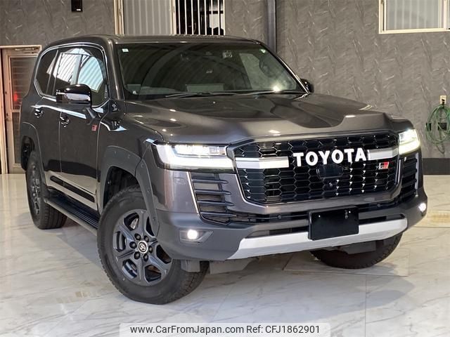 toyota land-cruiser 2023 CFJ1862901 image 1