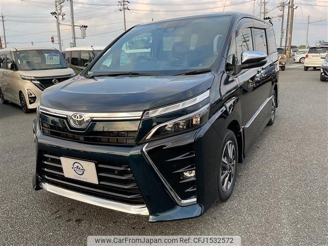 toyota voxy 2020 CFJ1532572 image 1
