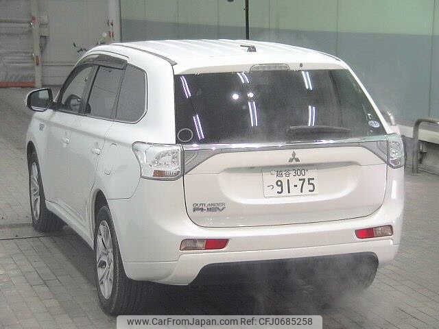 mitsubishi outlander-phev 2014 -MITSUBISHI 【越谷 300ﾂ9175】--Outlander PHEV GG2W-0103506---MITSUBISHI 【越谷 300ﾂ9175】--Outlander PHEV GG2W-0103506- image 2