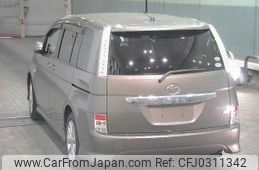 toyota isis 2014 TE3091