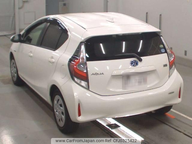 toyota aqua 2017 quick_quick_DAA-NHP10_NHP10-6667190 image 2