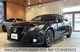 toyota crown 2015 -TOYOTA--Crown DAA-AWS211--AWS211-6005494---TOYOTA--Crown DAA-AWS211--AWS211-6005494-