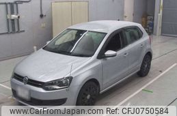 volkswagen polo 2013 -VOLKSWAGEN 【奈良 535ﾙ 720】--VW Polo DBA-6RCBZ--WVWZZZ6RZDU035997---VOLKSWAGEN 【奈良 535ﾙ 720】--VW Polo DBA-6RCBZ--WVWZZZ6RZDU035997-