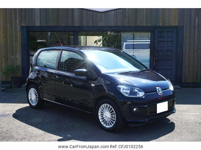 volkswagen up 2013 GOO_JP_700080044130240812001 image 1