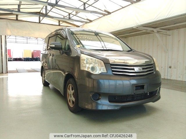 toyota noah 2010 ENHANCEAUTO_1_ea290473 image 1