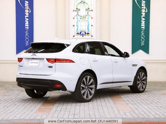 jaguar f-pace 2016 quick_quick_LDA-DC2NA_SADCA2AN1HA053655 image 2