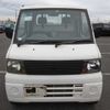 mitsubishi minicab-truck 2004 504928-250117151206 image 4