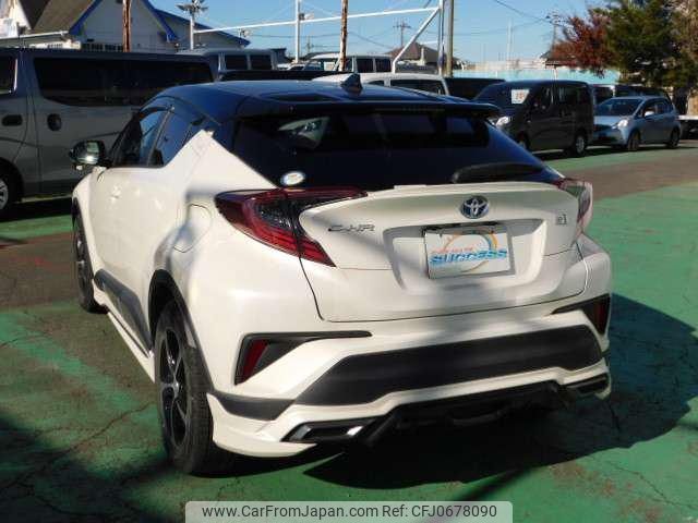 toyota c-hr 2018 -TOYOTA 【川口 300ﾂ120】--C-HR ZYX10--2144311---TOYOTA 【川口 300ﾂ120】--C-HR ZYX10--2144311- image 2