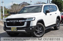 toyota land-cruiser-wagon 2023 CFJ1831103