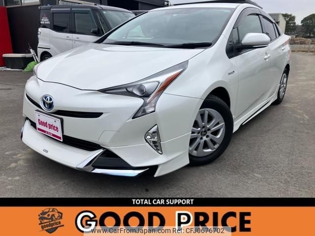 toyota prius 2016 quick_quick_DAA-ZVW55_ZVW55-8014257 image 1