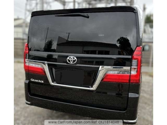 toyota granace 2021 CFJ1814048 image 2