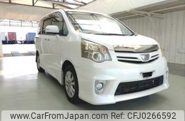 toyota noah 2011 ENHANCEAUTO_1_ea288678