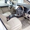 toyota land-cruiser-prado 2022 24230707 image 8