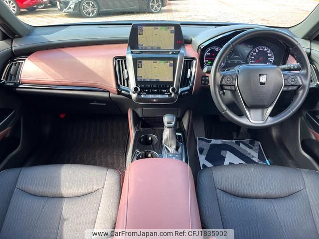 toyota crown-hybrid 2018 CFJ1835902 image 2