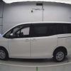 toyota voxy 2014 -TOYOTA 【岐阜 503ﾀ2033】--Voxy DBA-ZRR85G--ZRR85-0014214---TOYOTA 【岐阜 503ﾀ2033】--Voxy DBA-ZRR85G--ZRR85-0014214- image 9