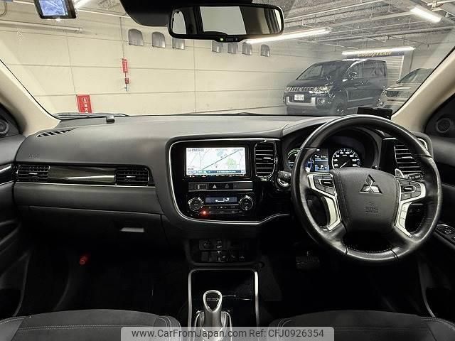 mitsubishi outlander-phev 2018 quick_quick_5LA-GG3W_GG3W-0601014 image 2