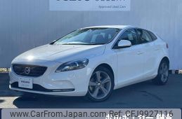 volvo v40 2013 -VOLVO--Volvo V40 DBA-MB4164T--YV1MV485BD2025737---VOLVO--Volvo V40 DBA-MB4164T--YV1MV485BD2025737-