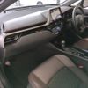 toyota c-hr 2017 -TOYOTA--C-HR DAA-ZYX10--ZYX10-2059536---TOYOTA--C-HR DAA-ZYX10--ZYX10-2059536- image 6