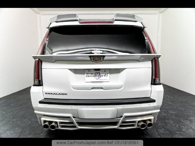 cadillac escalade 2017 CFJ1818561 image 2