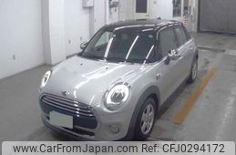 mini mini-others 2017 quick_quick_DBA-XS15_WMWXS520002F22005