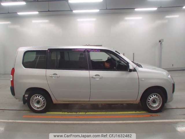 toyota probox-van 2023 CFJ1632482 image 2