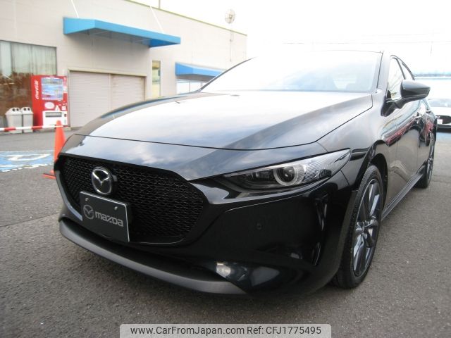 mazda mazda3 2024 CFJ1775495 image 1