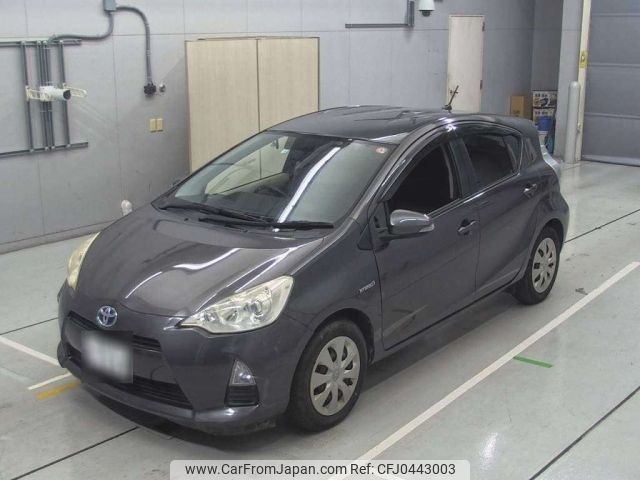 toyota aqua 2012 -TOYOTA 【豊橋 530つ1363】--AQUA NHP10-6040216---TOYOTA 【豊橋 530つ1363】--AQUA NHP10-6040216- image 1