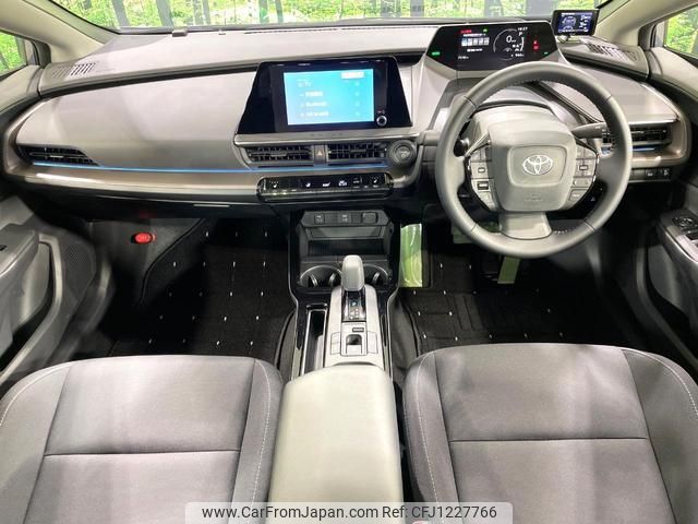 toyota prius 2023 quick_quick_MXWH60_MXWH60-4025132 image 2