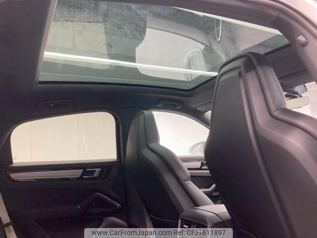 porsche cayenne 2023 CFJ1611897 image 2