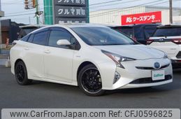 toyota prius 2017 -TOYOTA--Prius DAA-ZVW51--ZVW51-8028333---TOYOTA--Prius DAA-ZVW51--ZVW51-8028333-