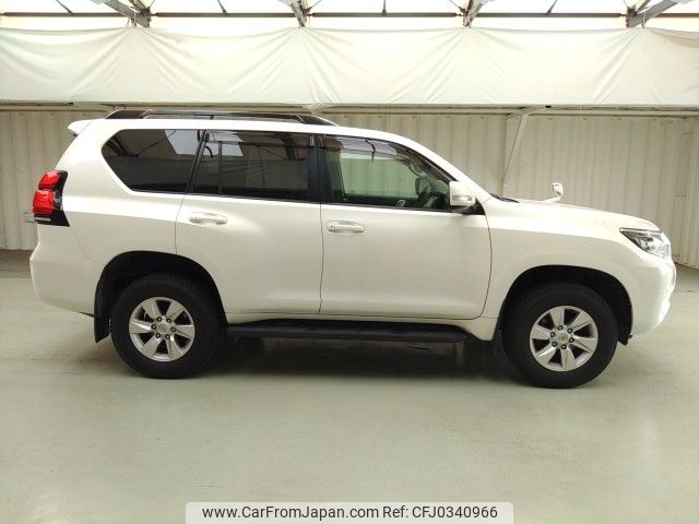 toyota land-cruiser-prado 2019 ENHANCEAUTO_1_ea289405 image 2