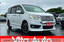 honda stepwagon-spada 2012 CFJ1563202