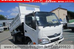 hino dutro 2014 CFJ1499820