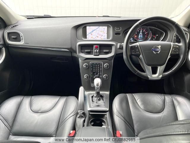 volvo v40 2013 quick_quick_MB4164T_YV1MV485BD2036132 image 2