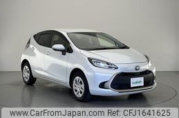 toyota aqua 2022 CFJ1641625