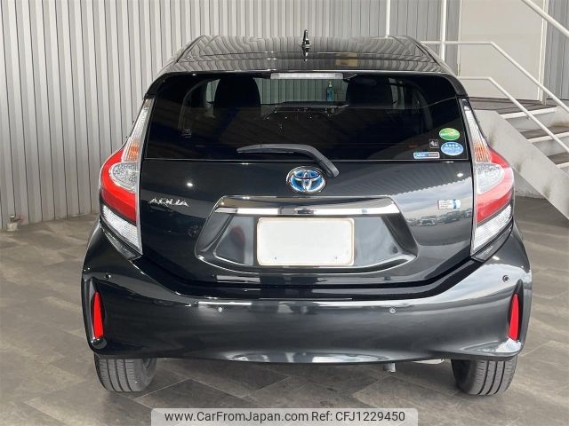 toyota aqua 2018 -TOYOTA--AQUA NHP10--NHP10-6798012---TOYOTA--AQUA NHP10--NHP10-6798012- image 2