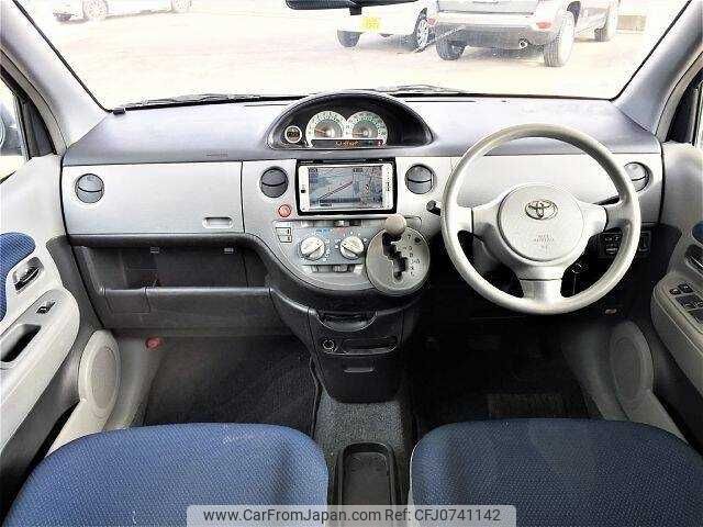 toyota sienta 2003 504928-927752 image 1