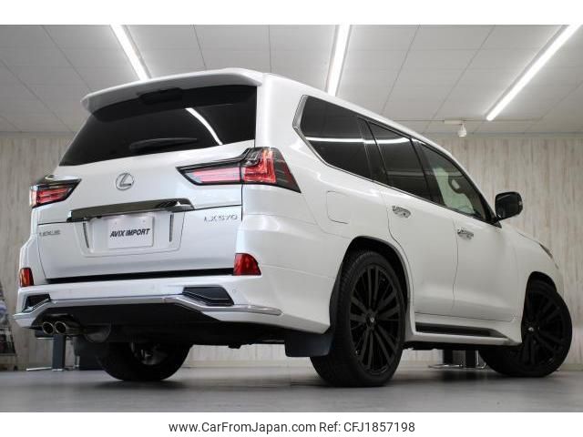 lexus lx 2019 CFJ1857198 image 2
