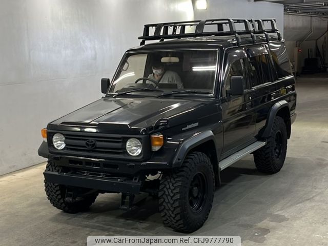 toyota land-cruiser 1998 -TOYOTA--Land Cruiser HZJ77HVｶｲ-0009611---TOYOTA--Land Cruiser HZJ77HVｶｲ-0009611- image 1