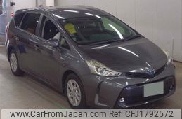 toyota prius-α 2015 CFJ1792572