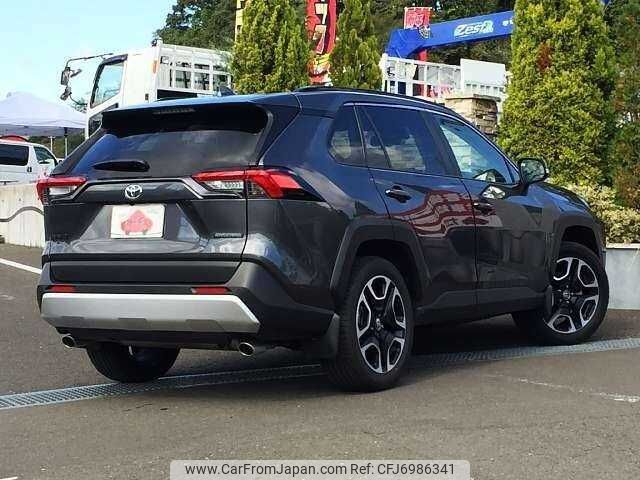 toyota rav4 2020 504928-890277 image 2