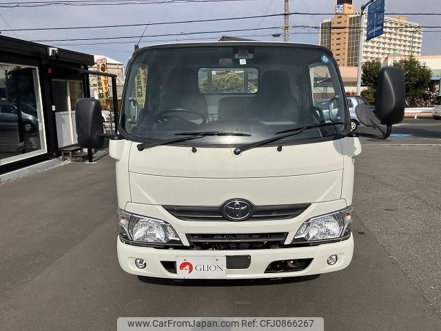 toyota dyna-truck 2017 quick_quick_TKG-XZU675_XZU675-0008073 image 2