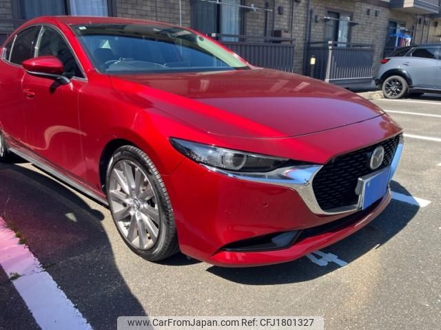 mazda mazda3 2019 CFJ1801327 image 2
