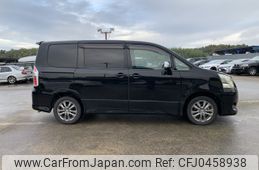 toyota noah 2009 NIKYO_FN73367