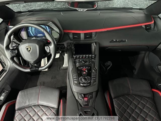 lamborghini aventador 2019 CFJ1792298 image 2