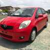 toyota vitz 2006 BD19052A3738 image 1